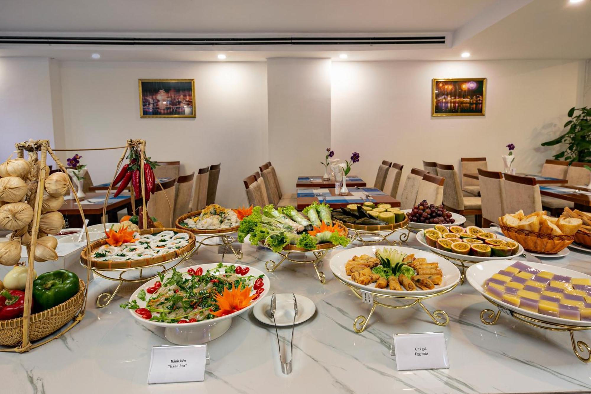Prague Da Nang Beach Hotel Экстерьер фото