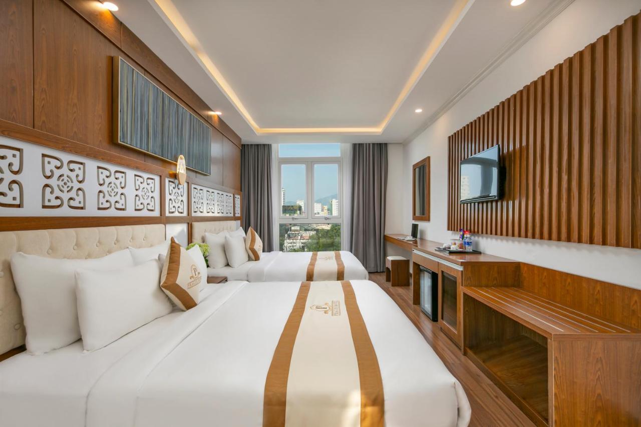 Prague Da Nang Beach Hotel Экстерьер фото